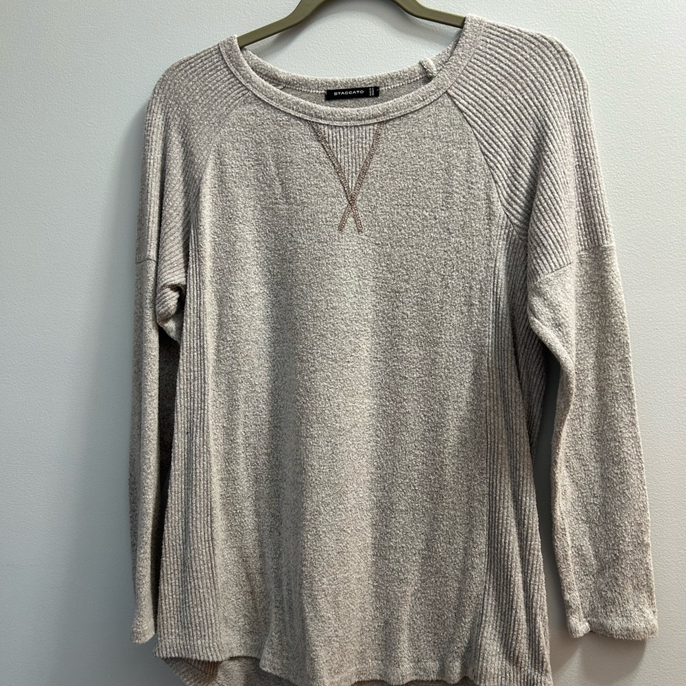 Staccato Light Gray Knit Sweatshirt